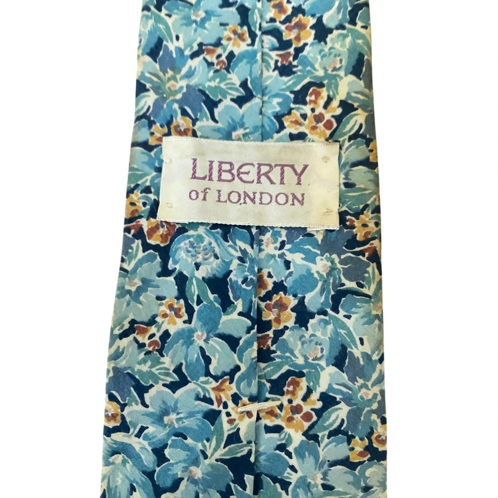 Liberty of London Vintage Blue‎ Floral Cotton Necktie Made in USA Botanical Tie